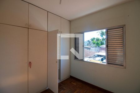 Quarto 1 de casa à venda com 4 quartos, 171m² em Caxingui, São Paulo