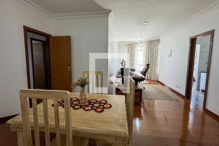 Sala de apartamento à venda com 3 quartos, 115m² em Estoril, Belo Horizonte