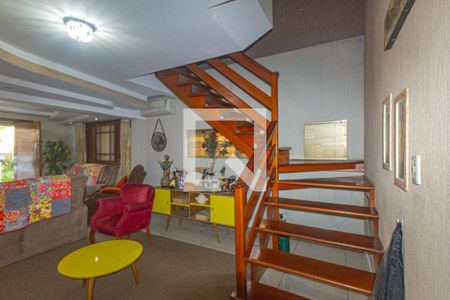 Sala de casa para alugar com 5 quartos, 350m² em Olaria, Canoas