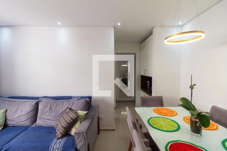 Sala de apartamento à venda com 2 quartos, 53m² em Quitaúna, Osasco