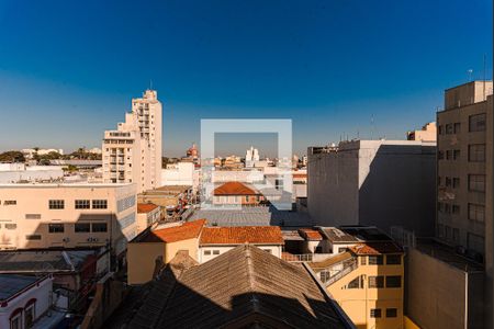 Vista da Sala de apartamento à venda com 3 quartos, 120m² em Centro, Campinas