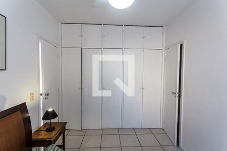 Armário da Suíte de apartamento para alugar com 1 quarto, 40m² em Lourdes, Belo Horizonte