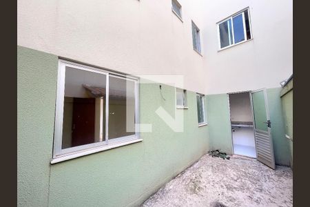 Sacada de apartamento à venda com 2 quartos, 58m² em Cândida Ferreira, Contagem