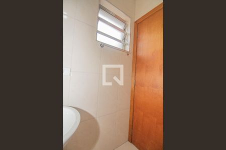 Quarto 1 de casa para alugar com 2 quartos, 80m² em Vila Liviero, São Paulo