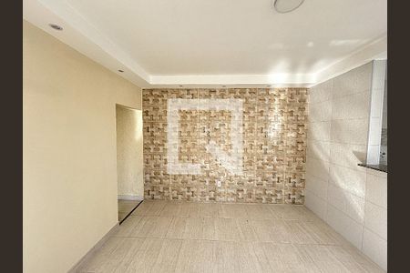 Sala de apartamento à venda com 2 quartos, 60m² em Quintino Bocaiúva, Rio de Janeiro