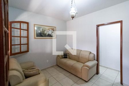 Sala de casa à venda com 3 quartos, 110m² em Salgado Filho, Belo Horizonte