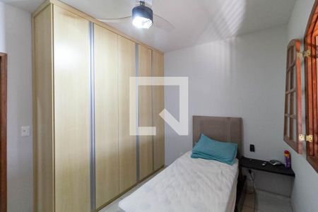 Quarto 2 de casa à venda com 3 quartos, 110m² em Salgado Filho, Belo Horizonte