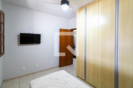 Quarto 2 de casa à venda com 3 quartos, 110m² em Salgado Filho, Belo Horizonte