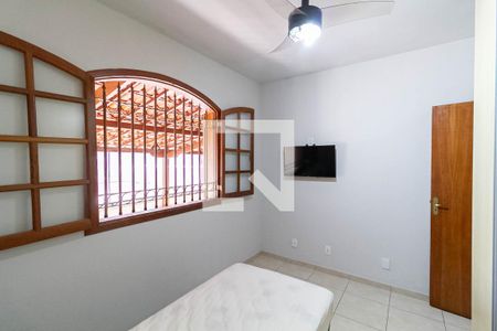 Quarto 2 de casa à venda com 3 quartos, 110m² em Salgado Filho, Belo Horizonte