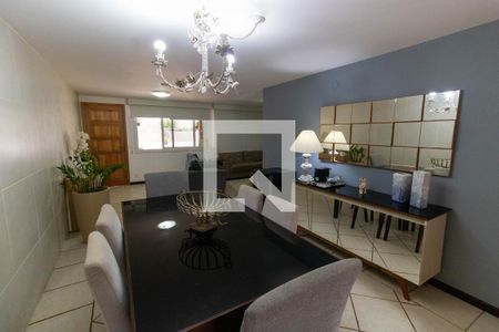 Sala de casa de condomínio à venda com 4 quartos, 226m² em Vila Progresso, Niterói