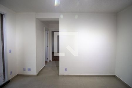 Sala de apartamento para alugar com 2 quartos, 45m² em Cidade Líder, São Paulo