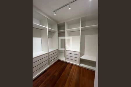 Apartamento à venda com 2 quartos, 162m² em Moema, São Paulo