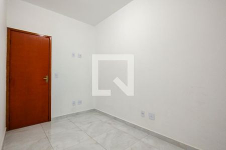 Quarto 1 de casa de condomínio para alugar com 2 quartos, 43m² em Melvi, Praia Grande