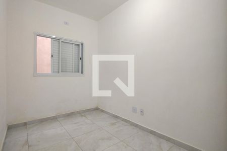 Quarto 1 de casa de condomínio para alugar com 2 quartos, 43m² em Melvi, Praia Grande