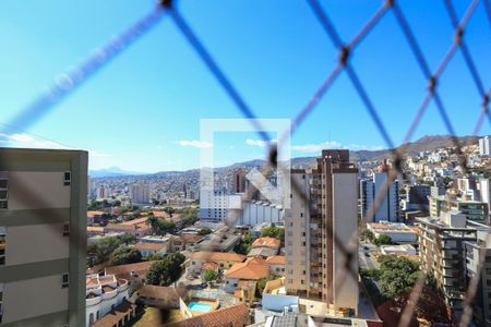 Vista de apartamento à venda com 2 quartos, 68m² em Santa Efigênia, Belo Horizonte