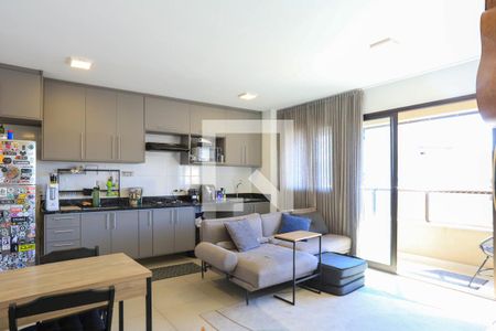 Sala/Cozinha de apartamento à venda com 2 quartos, 68m² em Santa Efigênia, Belo Horizonte