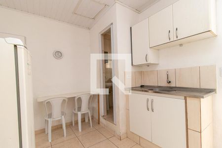 Cozinha - Armários de kitnet/studio para alugar com 1 quarto, 35m² em Sítio Cercado, Curitiba