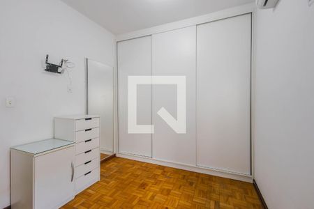 Quarto 2 de casa à venda com 3 quartos, 200m² em Pinheiros, São Paulo