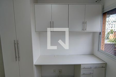 Quarto 1 de apartamento para alugar com 2 quartos, 50m² em Taquara, Rio de Janeiro