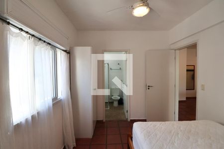 Quarto Suíte de apartamento para alugar com 2 quartos, 70m² em Jardim Las Palmas, Guarujá