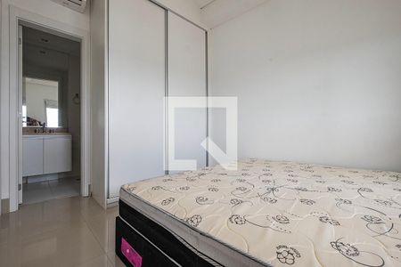 Suíte de apartamento para alugar com 2 quartos, 76m² em Pinheiros, São Paulo