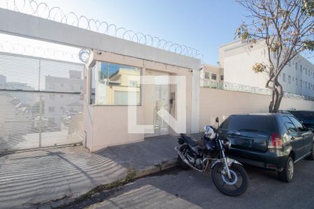Apartamento para alugar com 70m², 2 quartos e 1 vaga Apartamento para alugar com 70m², 2 quartos e 1 vagaFachada e portaria