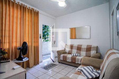 Sala de casa à venda com 2 quartos, 66m² em Engenhoca, Niterói