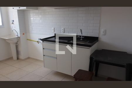 Cozinha  de apartamento para alugar com 3 quartos, 54m² em Jardim Carlos Gomes, Jundiaí