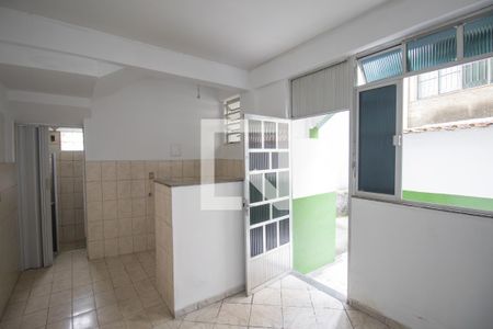 Sala de casa para alugar com 1 quarto, 38m² em Porto Velho, São Gonçalo