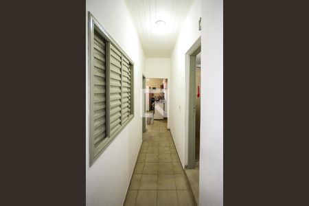 Corredor de casa à venda com 2 quartos, 120m² em Vila Antonieta, São Paulo