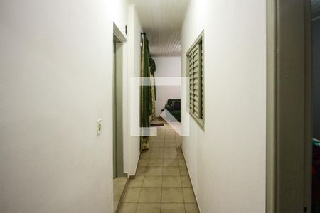 Corredor de casa à venda com 2 quartos, 120m² em Vila Antonieta, São Paulo