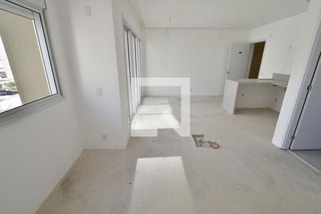 Sala / Quarto de kitnet/studio à venda com 1 quarto, 38m² em Cambuí, Campinas