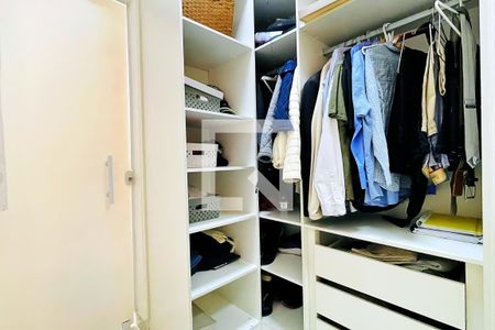 Closet da Suíte 1 de casa à venda com 2 quartos, 203m² em Jardim Pinhal, Guarulhos