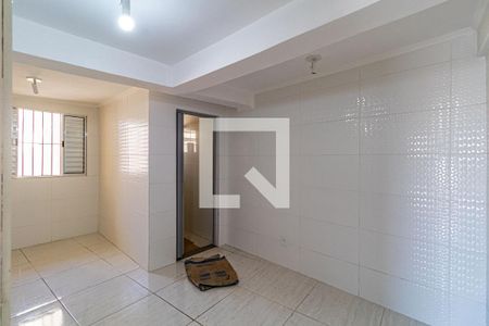 Suíte 01 de casa para alugar com 2 quartos, 50m² em Jardim Celeste, São Paulo