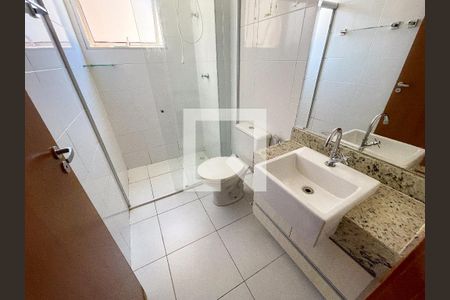 Banheiro de apartamento para alugar com 2 quartos, 51m² em Eldorado, Contagem