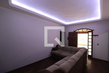 Sala de casa à venda com 3 quartos, 391m² em Ouro Preto, Belo Horizonte