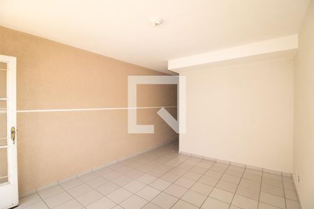 Sala de casa de condomínio para alugar com 2 quartos, 80m² em Vila Mazzei, São Paulo