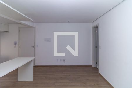 Quarto e Sala de kitnet/studio para alugar com 1 quarto, 24m² em Jardim Independência, São Paulo