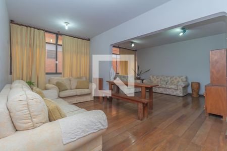 Apartamento à venda com 150m², 4 quartos e 2 vagasSala