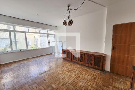 Sala de casa para alugar com 3 quartos, 100m² em Humaitá, Rio de Janeiro