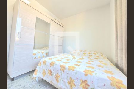 Casa à venda com 240m², 3 quartos e 4 vagas Casa à venda com 240m², 3 quartos e 4 vagasQuarto 3