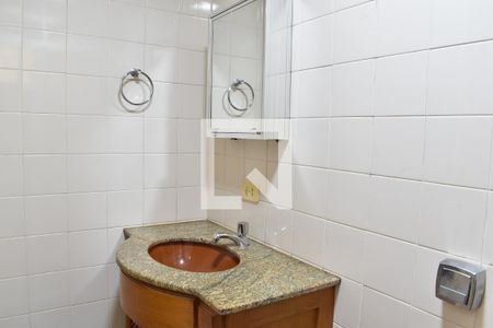 Banheiro Suíte de apartamento para alugar com 3 quartos, 76m² em Água Verde, Curitiba