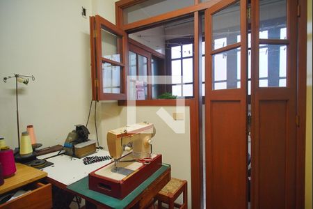 Apartamento à venda com 145m², 3 quartos e 3 vagas Apartamento à venda com 145m², 3 quartos e 3 vagasEscritório