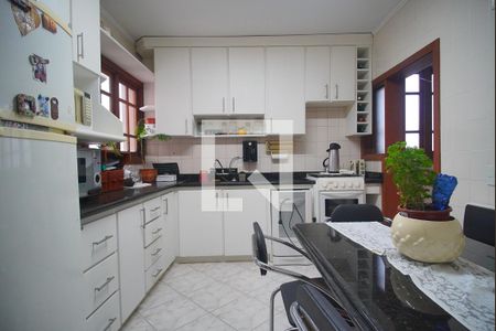 Apartamento à venda com 145m², 3 quartos e 3 vagas Apartamento à venda com 145m², 3 quartos e 3 vagasCozinha