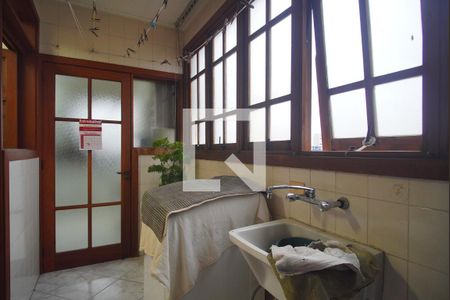 Apartamento à venda com 145m², 3 quartos e 3 vagas Apartamento à venda com 145m², 3 quartos e 3 vagasÁrea de Serviço