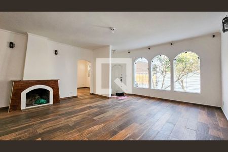 Sala de casa para alugar com 4 quartos, 200m² em Jardim Campo Grande, São Paulo