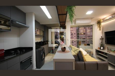 Sala de apartamento para alugar com 1 quarto, 39m² em Vila Andrade, São Paulo