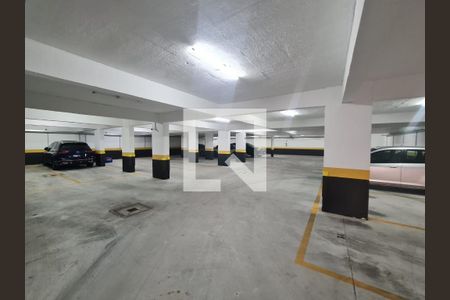 Apartamento à venda com 99m², 2 quartos e 2 vagas Apartamento à venda com 99m², 2 quartos e 2 vagasGaragem
