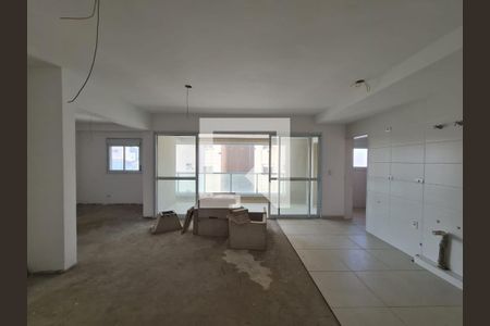 Apartamento à venda com 99m², 2 quartos e 2 vagasSala/ Cozinha 