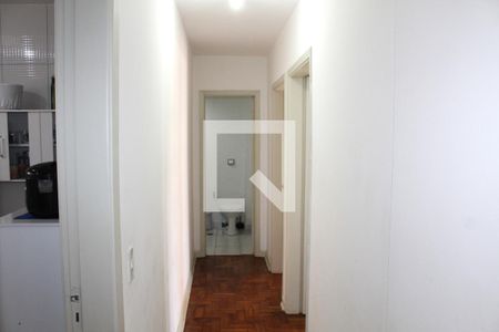 Corredor de apartamento à venda com 3 quartos, 74m² em Sumarezinho, São Paulo